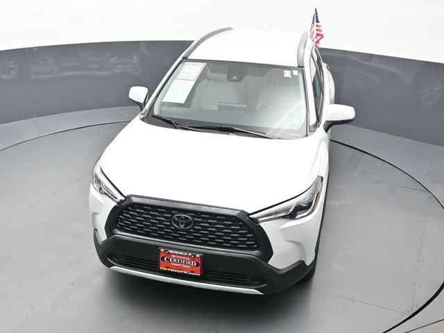 2022 Toyota Corolla Cross LE 34