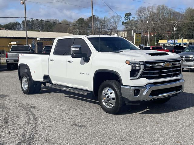 2025 Chevrolet Silverado 3500HD LTZ Crew Cab 4WD