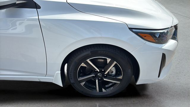 Used 2025 White Nissan SV image 35