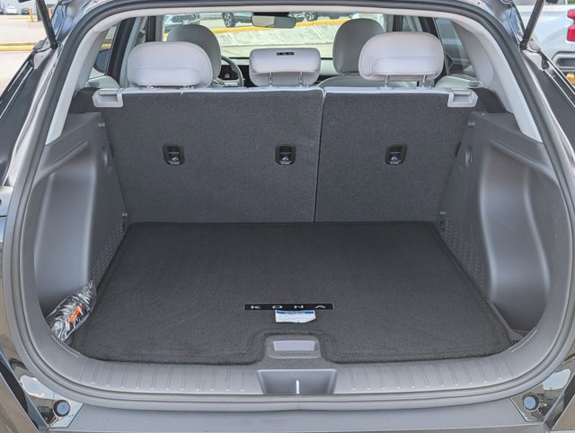 New 2026 Black Hyundai SE image 25