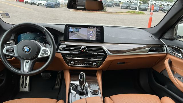 2021 BMW 5 Series 530i 25