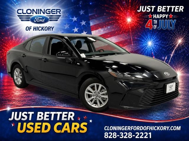 Midnight Black Metallic 2025 Toyota Camry Sedan Front-Wheel Drive Continuously Variable Transmission