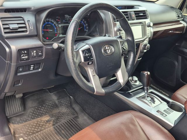 2017 Toyota 4Runner - Image 11
