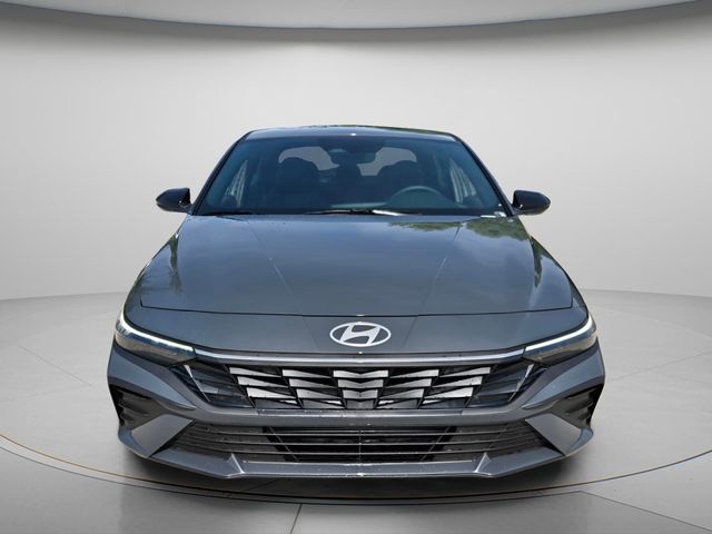 2026 Hyundai Elantra - $23,295