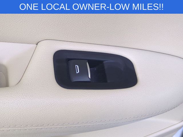 Used 2019 White Cadillac Luxury image 30