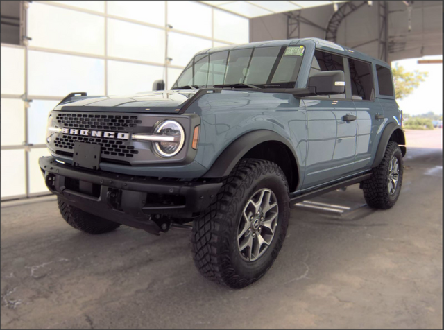 Blue (Azure Gray Metallic) 2025 Ford Bronco SUV / Crossover Four-Wheel Drive Automatic