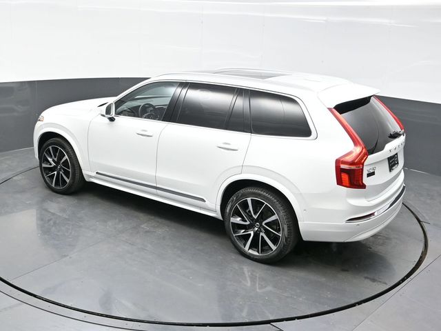 2024 Volvo XC90 B5 Plus photo