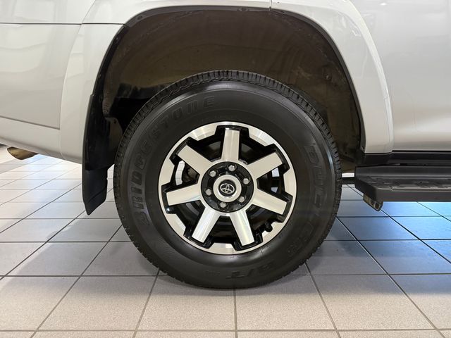 2024 Toyota 4Runner TRD Off-Road Premium - 8