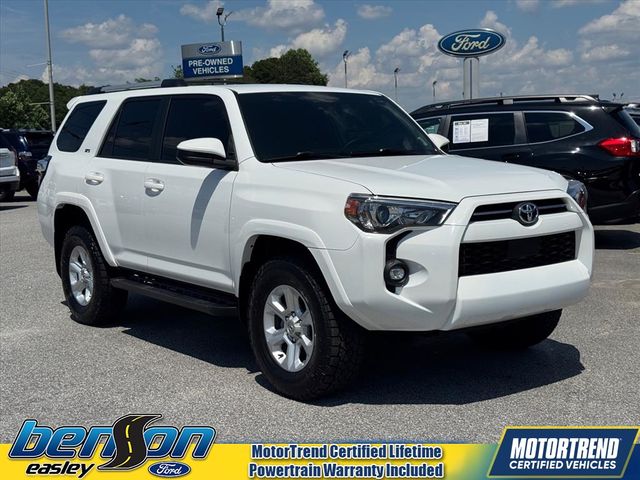 White 2022 Toyota 4Runner SR5 4WD SUV / Crossover Four-Wheel Drive 5-Speed Automatic