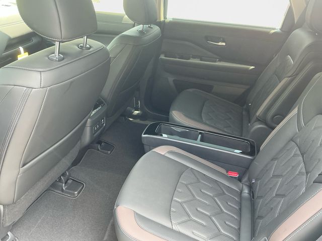 NissanPathfinder15