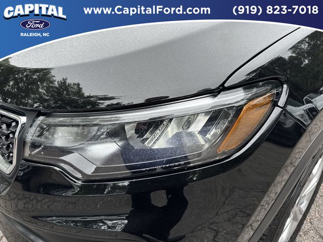 Used 2025 Black Jeep Latitude image 11