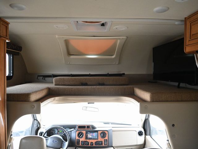 2016 Ford E-450 Cutaway 