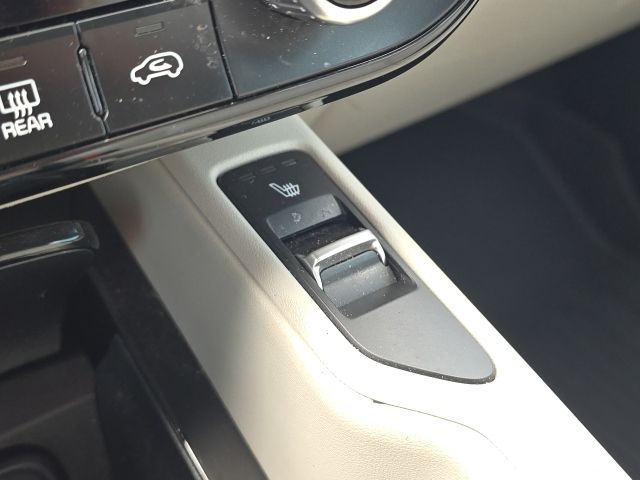 2023 Kia Telluride S:46448A