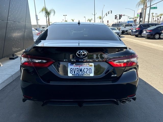 2021 Toyota Camry SE 8