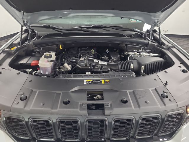 2024 – Jeep – Grand Cherokee