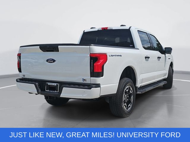 Used 2023 White Ford XLT image 3