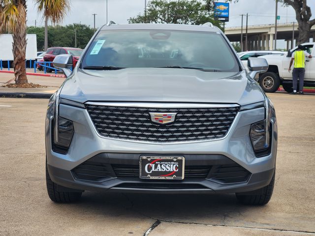 2024 Cadillac XT4 Luxury Silver at Tom Peacock Cadillac