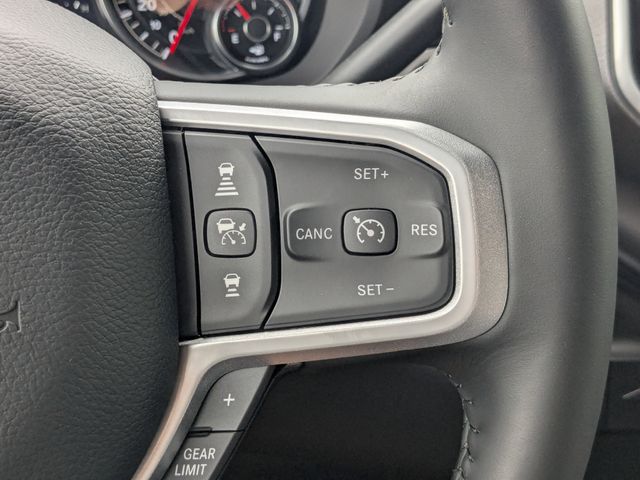 2024 Ram 3500 Chassis Tradesman/SLT/Laramie/Limited