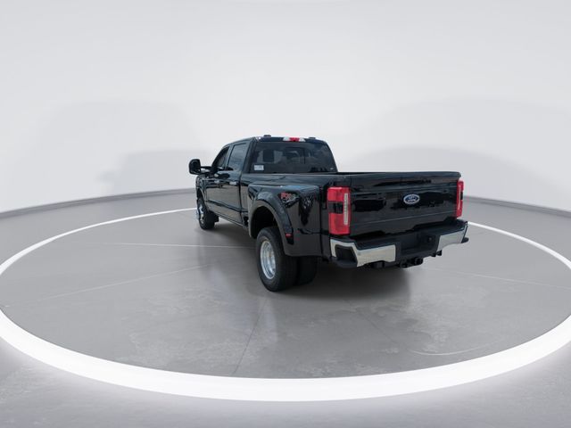 New 2026 Agate Black Metallic Ford F-350® Lariat® image 6