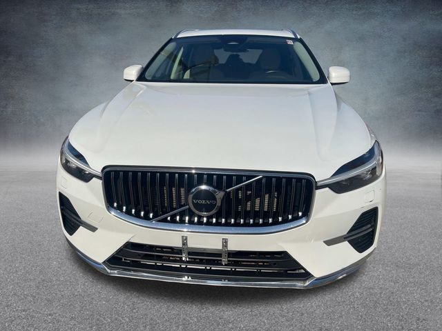 2023 Volvo XC60 B5 Plus Bright Theme 14