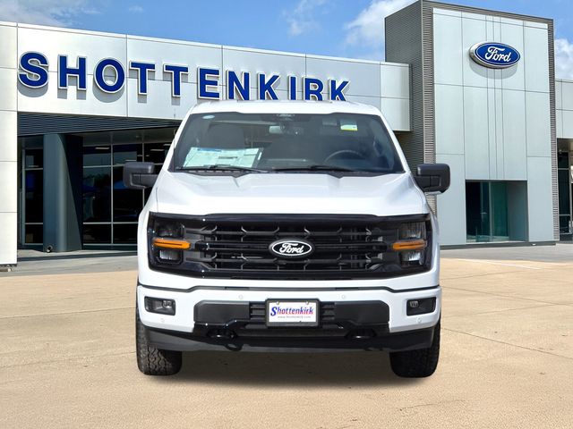 New 2026 White Ford XLT image 2