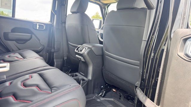 new 2025 Jeep Wrangler car, priced at $60,901