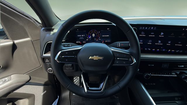 Used 2025 Black Chevrolet High Country image 12