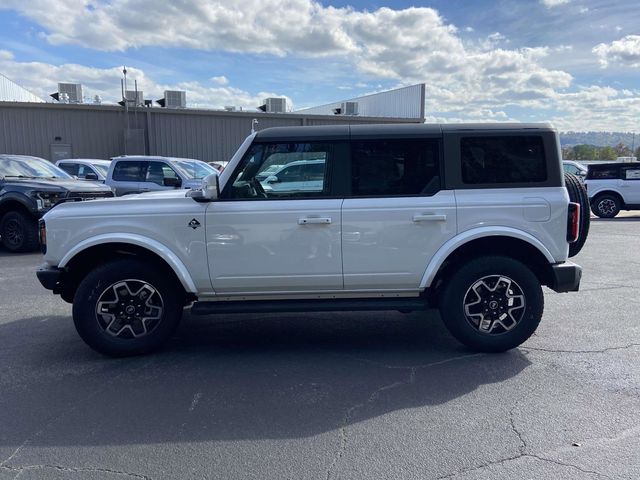 2024 Ford Bronco Outer Banks 7