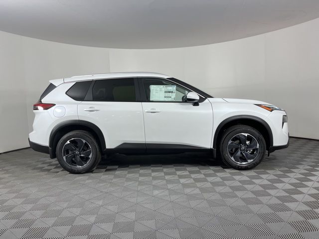 2025 Everest White Pearl Nissan Rogue SV FWD SUV