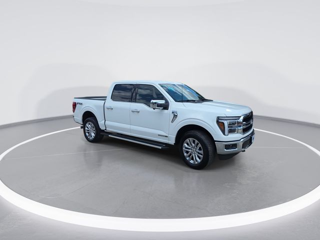 New 2026 Star White Metallic Tri-Coat Ford Lariat® image 2