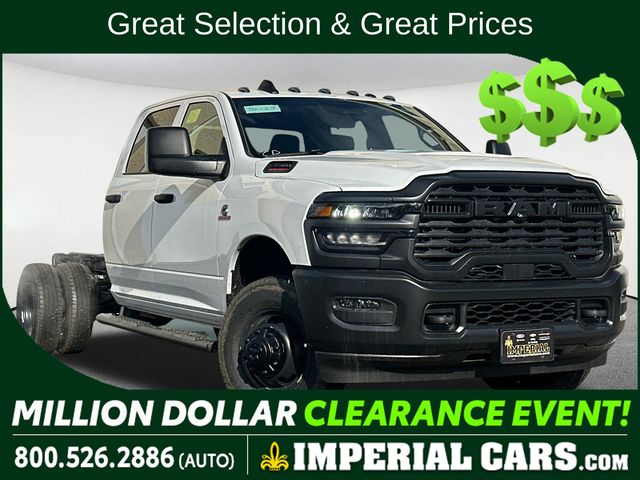 2026 RAM 3500 Chassis Tradesman Crew Cab LB DRW RWD