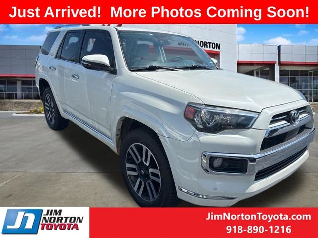 2020 Toyota 4Runner Limited 4WD V6's photo