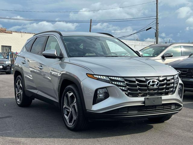 Shimmering Silver 2024 Hyundai Tucson SUV / Crossover All-Wheel Drive 8-Speed Automatic