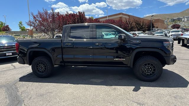 2024 GMC Sierra 1500 AT4X 2