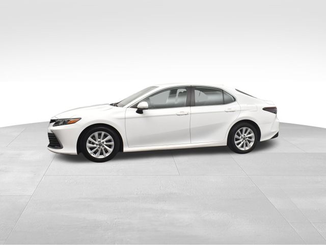 2022 Toyota Camry LE 6