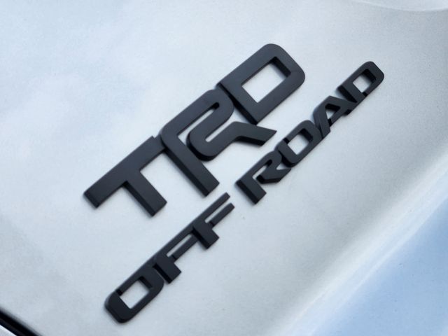 2026 Toyota 4Runner i-FORCE MAX Hybrid TRD Off Road Premium - 7