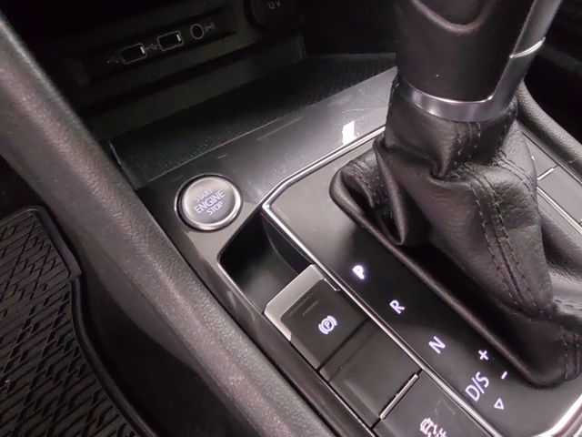2018 – Volkswagen – Tiguan