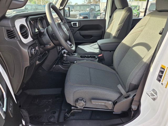 New 2026 White/off-white Jeep Sport image 5