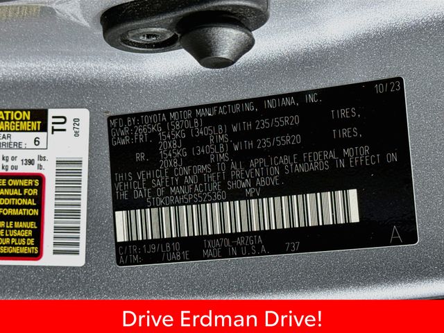 Used 2023 Toyota Highlander SUV