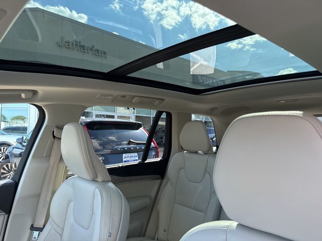 2023 Volvo XC90 Ultimate photo 12