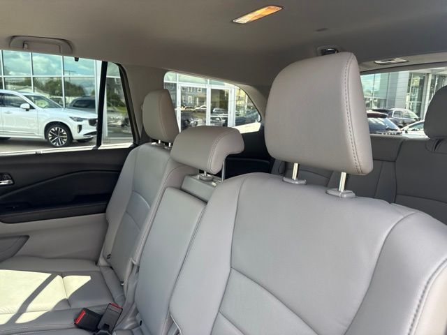 Used 2017 Honda Pilot SUV