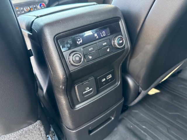 2023 Summit White GMC Acadia SLT AWD SUV