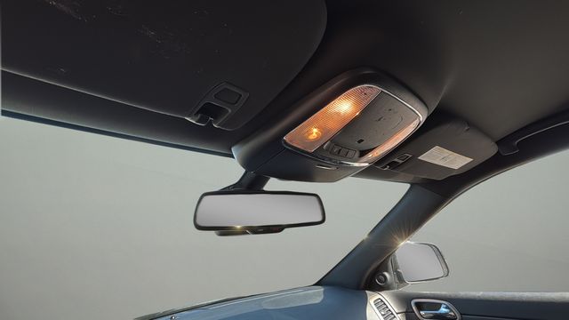 Used 2016 Silver Jeep Laredo image 27