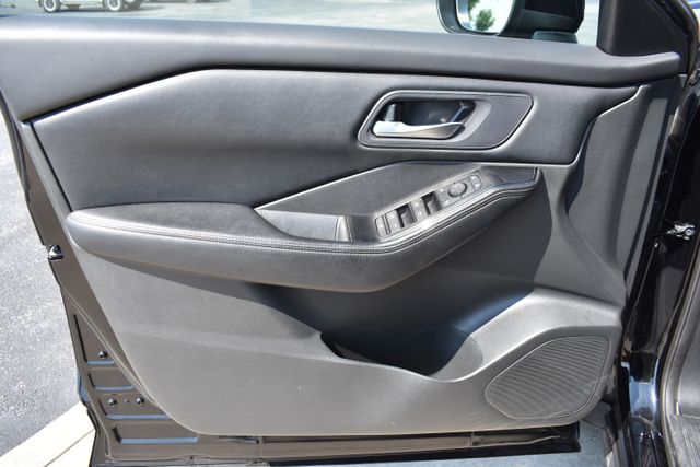 Used 2024 Nissan Rogue SUV