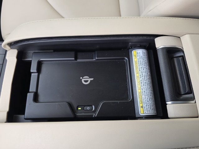 Used 2020 Toyota Highlander Hybrid SUV