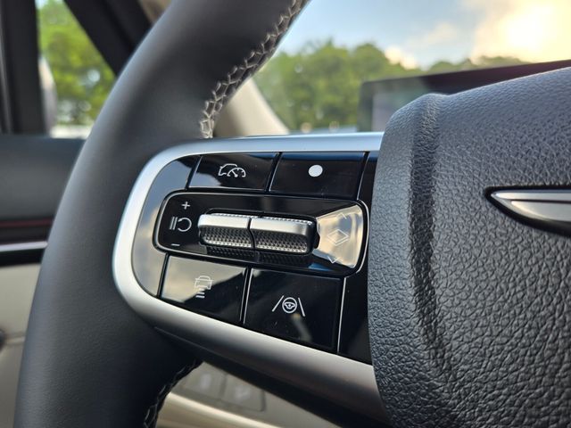 2027 Genesis Gv70