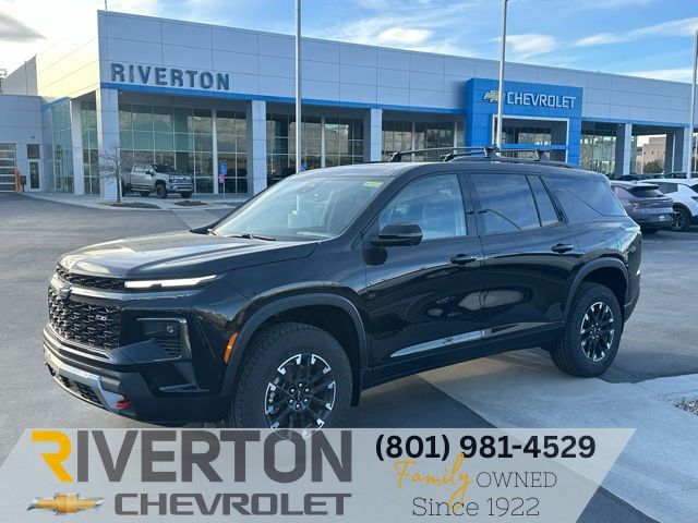 Mosaic Black Metallic 2026 Chevrolet Traverse SUV / Crossover Four-Wheel Drive 8-Speed Automatic