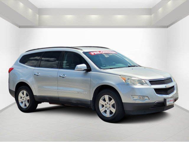 Silver Ice Metallic 2009 Chevrolet Traverse SUV / Crossover Front-Wheel Drive 6-Speed Automatic Overdrive