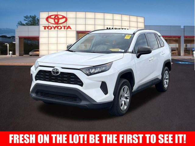 2019 Toyota RAV4 LE 3