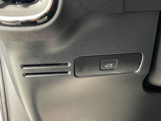 Used 2023 Volvo XC40 Recharge Pure Electric Twin Core For Sale in Bremerton, WA